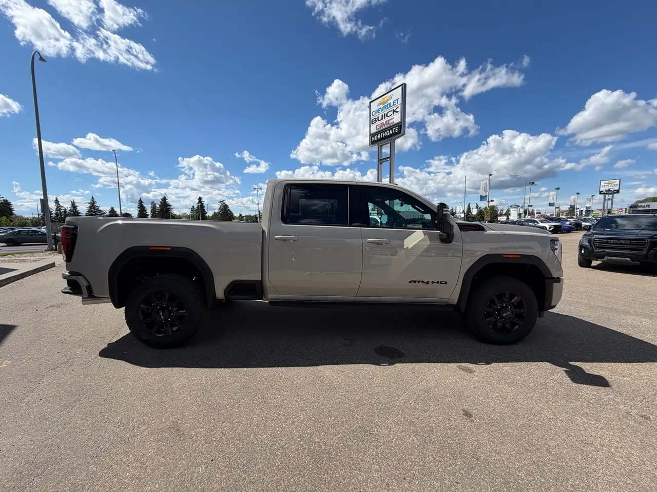 GMC Sierra 3500HD fotografie GMC Sierra 3500HD