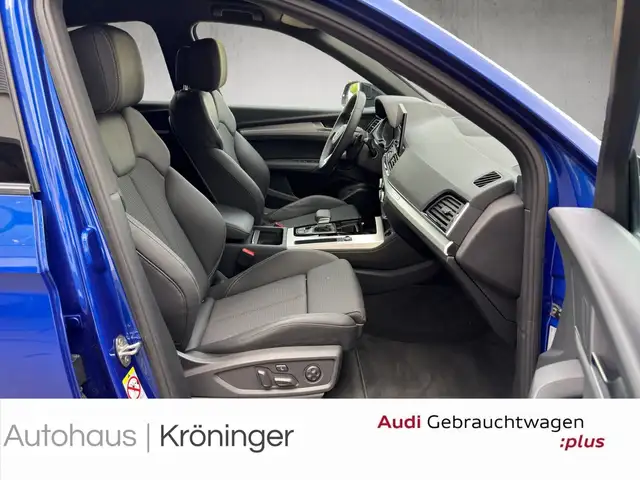 Audi Q5 view 9