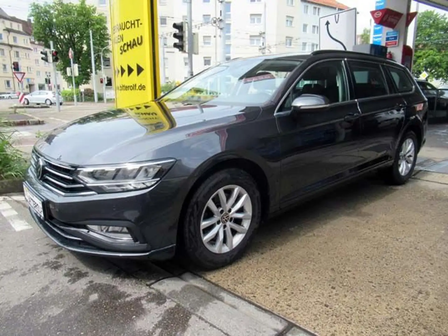 Volkswagen Passat Variant 2.0TDI DSG Bus. Navi/AHK/LED/RFK/ Grau - 2
