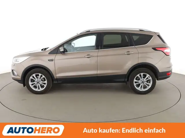 Ford Kuga view 3