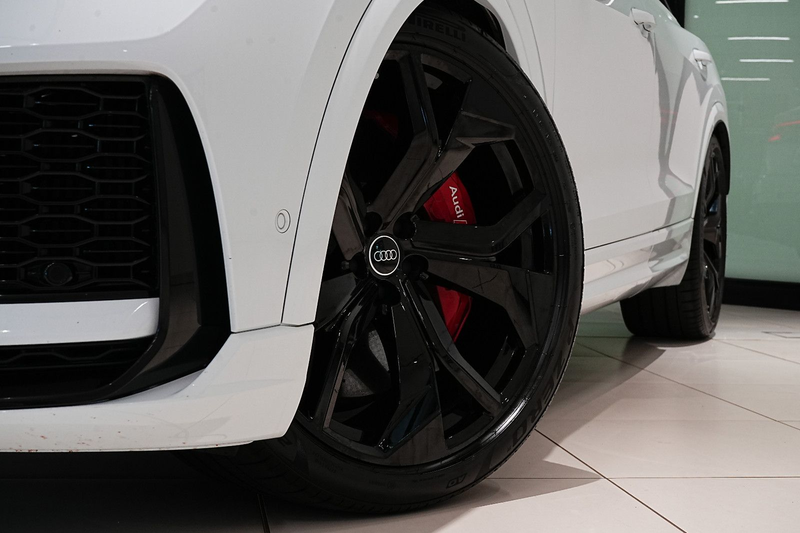 Audi RS Q8 4.0|HUD|KERAMIK|CARBON|SOFT|LUFT|3D|MASSAG| — photo 2