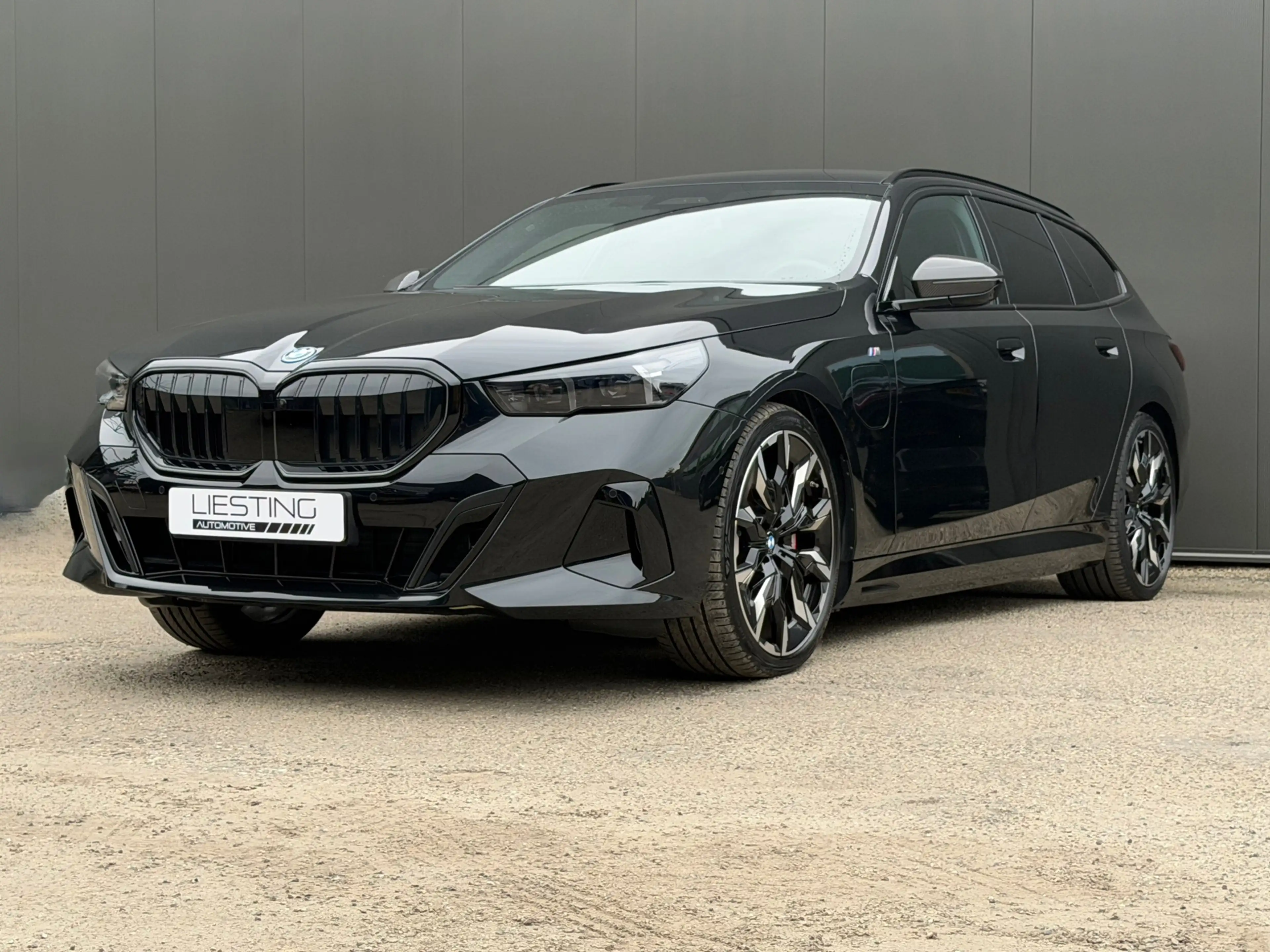BMW 550 5-serie Touring 550e xDrive M-Sport Pro M-Seats B& — photo 9