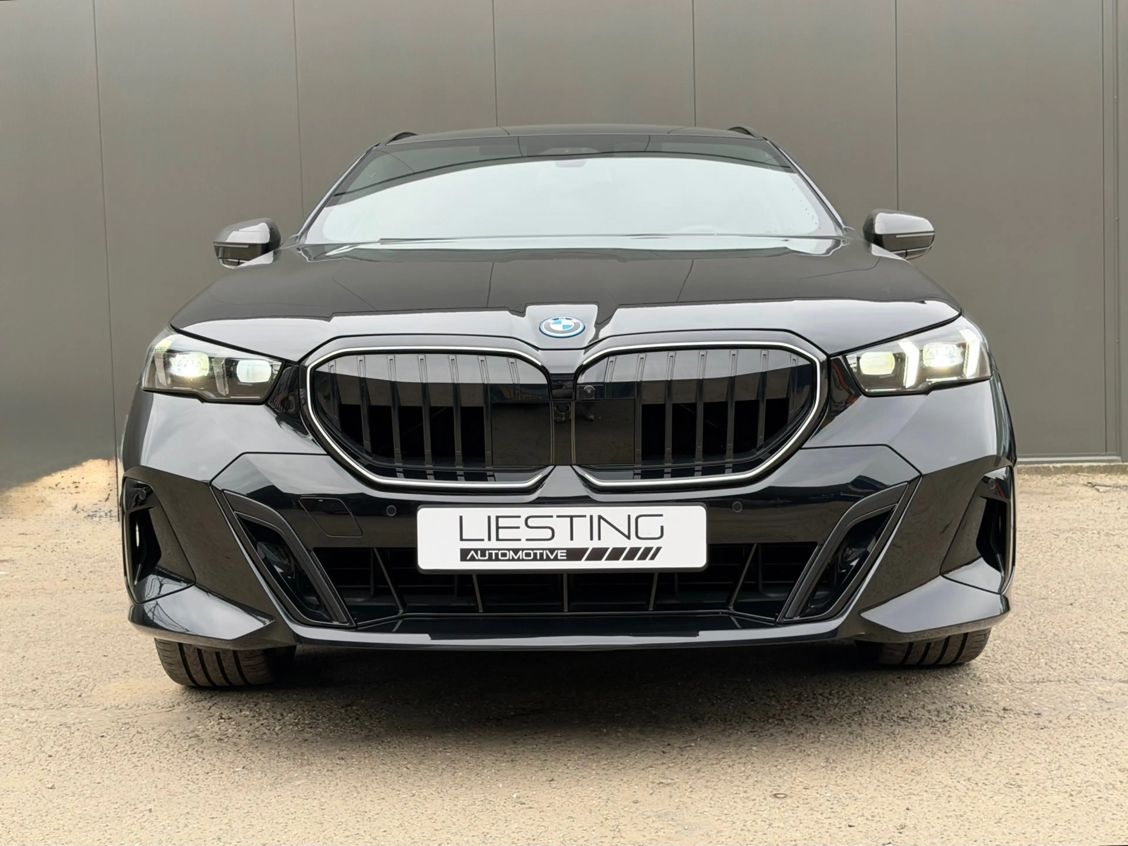 BMW 550 5-serie Touring 550e xDrive M-Sport Pro M-Seats B& — photo 13