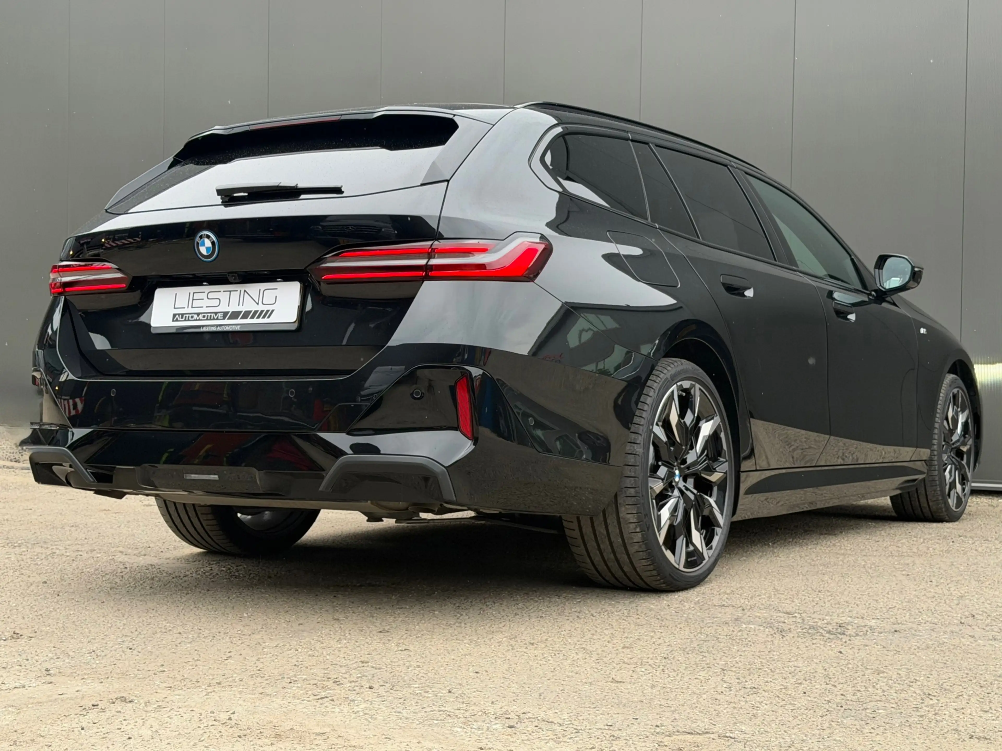 BMW 550 5-serie Touring 550e xDrive M-Sport Pro M-Seats B& — photo 10