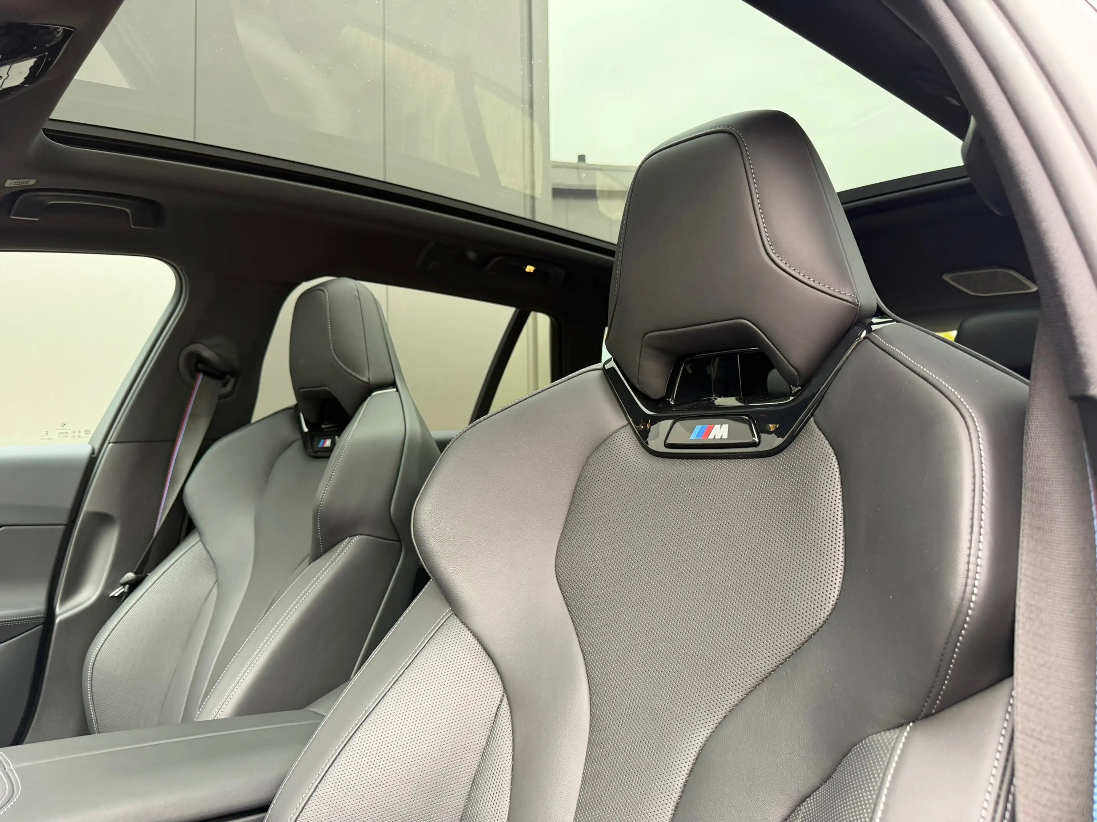 BMW 550 5-serie Touring 550e xDrive M-Sport Pro M-Seats B& — photo 3