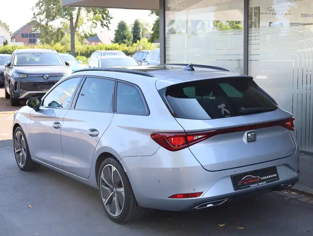 Seat Leon view 7