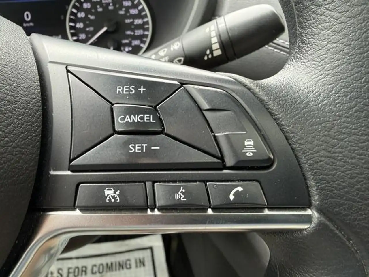 Nissan Sentra снимка Nissan Sentra