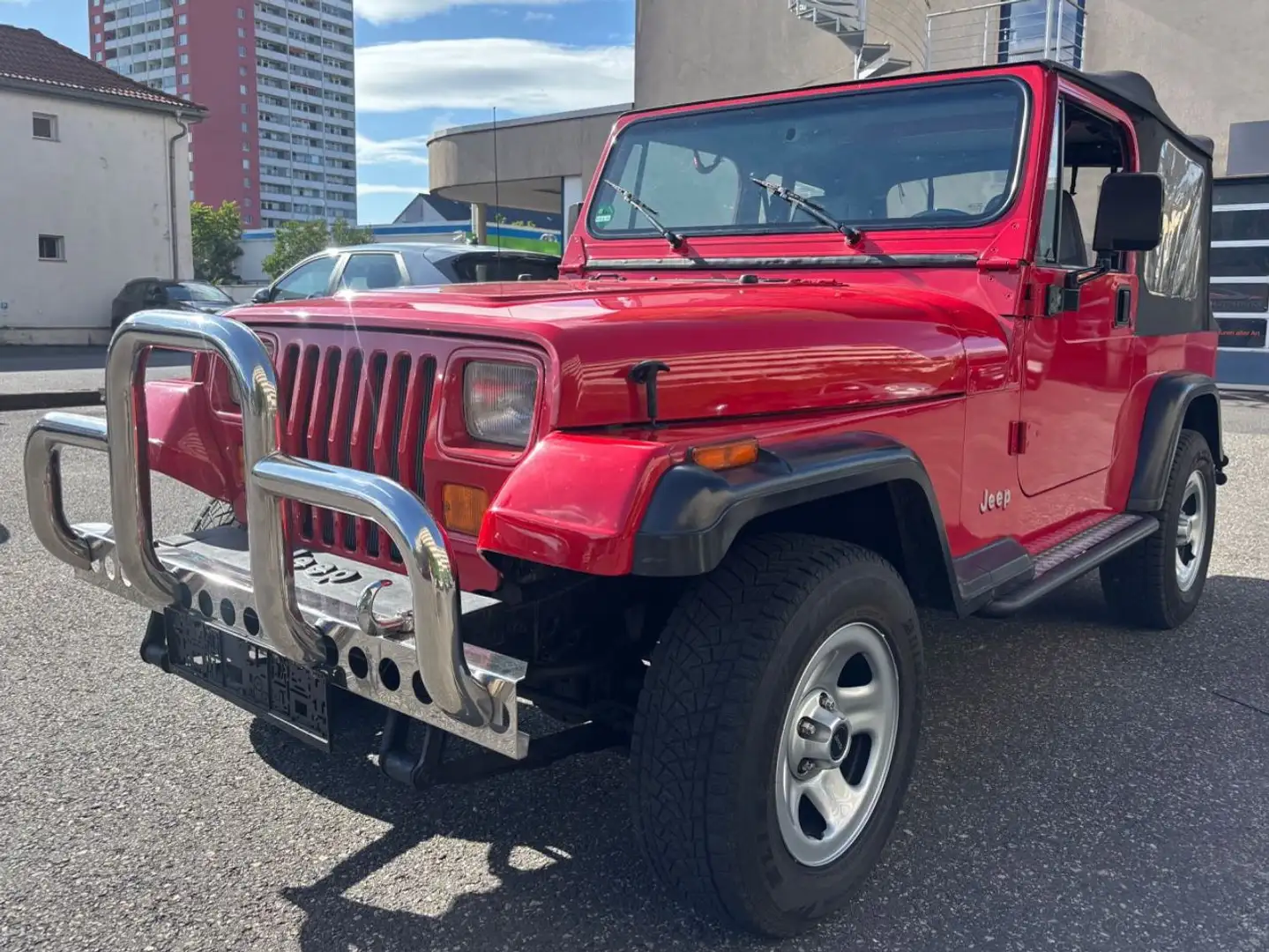 Jeep Wrangler 2.5 unverbastelter 1A Zustand,kein Rost Roşu - 1