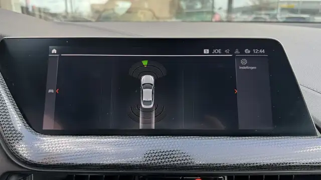 BMW 2 Series view 17