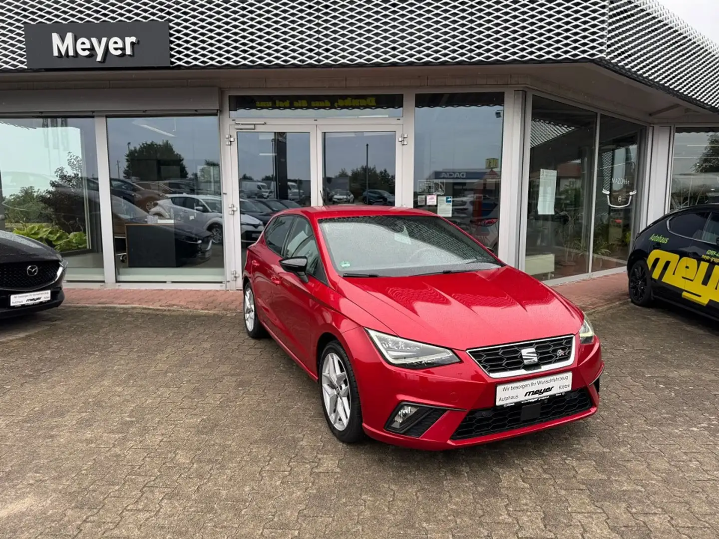 SEAT Ibiza 1.0 TSI FR BEATS Fast Lane FR Beats Fast Lane Rot - 1