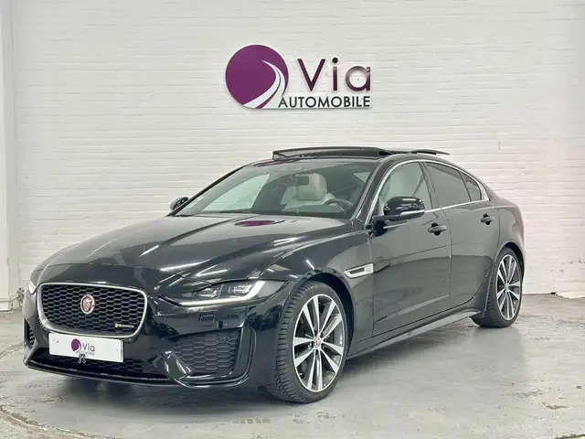 Jaguar XE D180 R-DYNAMIC S / TOIT OUVRANT / APPLE CARPLAY