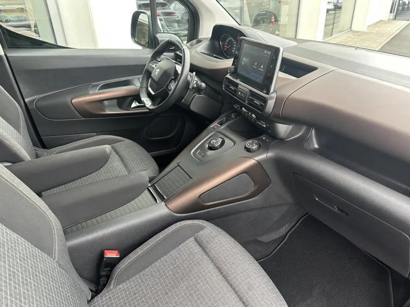 Peugeot Rifter LONG GT Line 1.2 BENZINE 130 E Bruin - 2