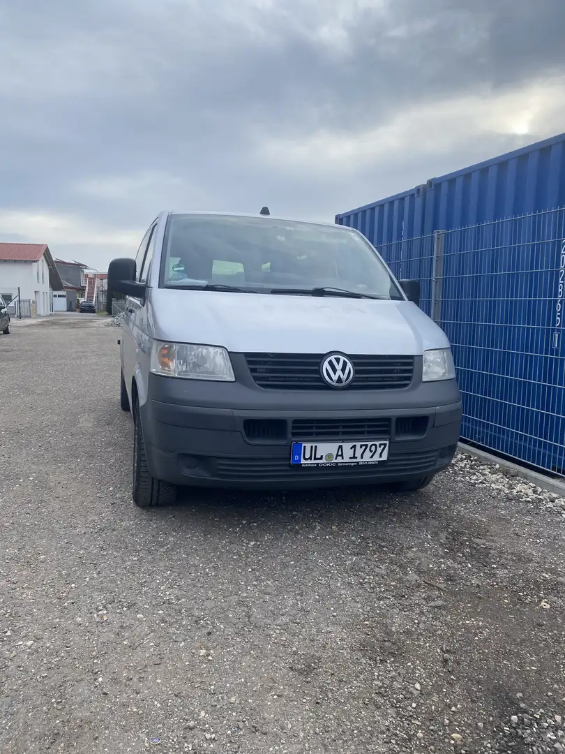 Volkswagen T5 Caravelle Lang (7-Si.) DPF Stříbrná - 1