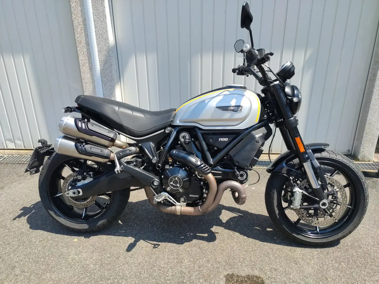 Ducati Scrambler 1100 Pro Argent - 1