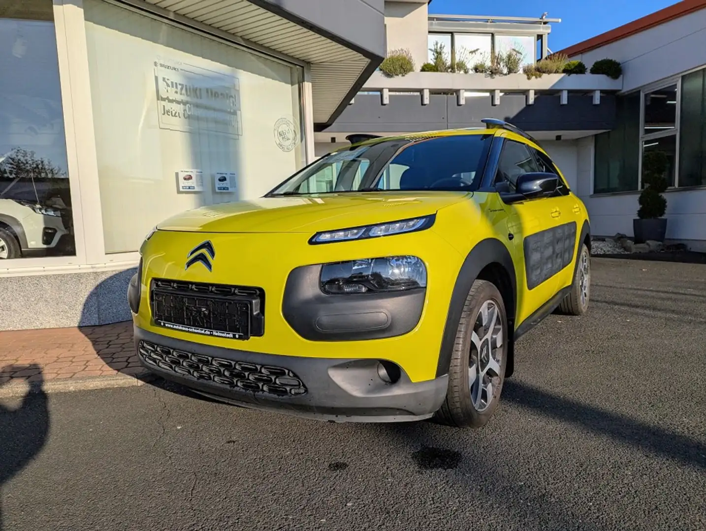 Citroen C4 Cactus 1.2 VTi Feel Braun - 2