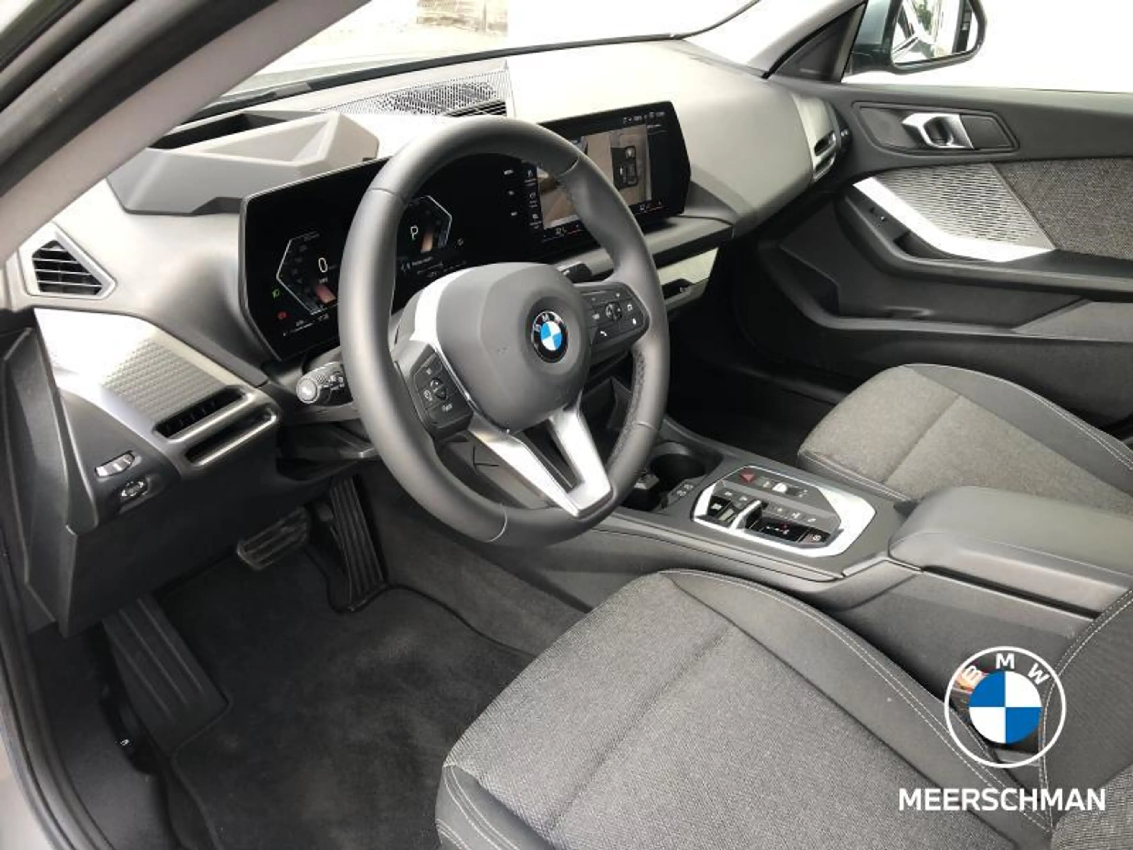 BMW 216 Msport hud massageseats comf 360cam alarm — photo 6