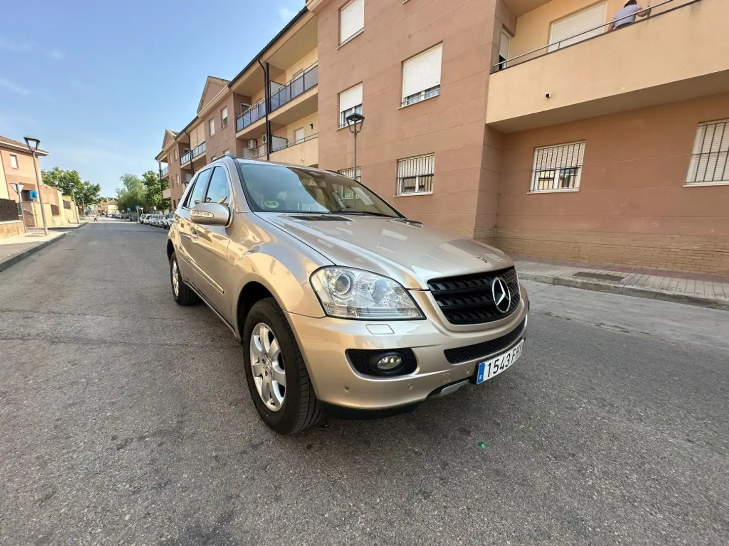 Mercedes-Benz ML 280 280CDI Edition 10 Aut. Beige - 2
