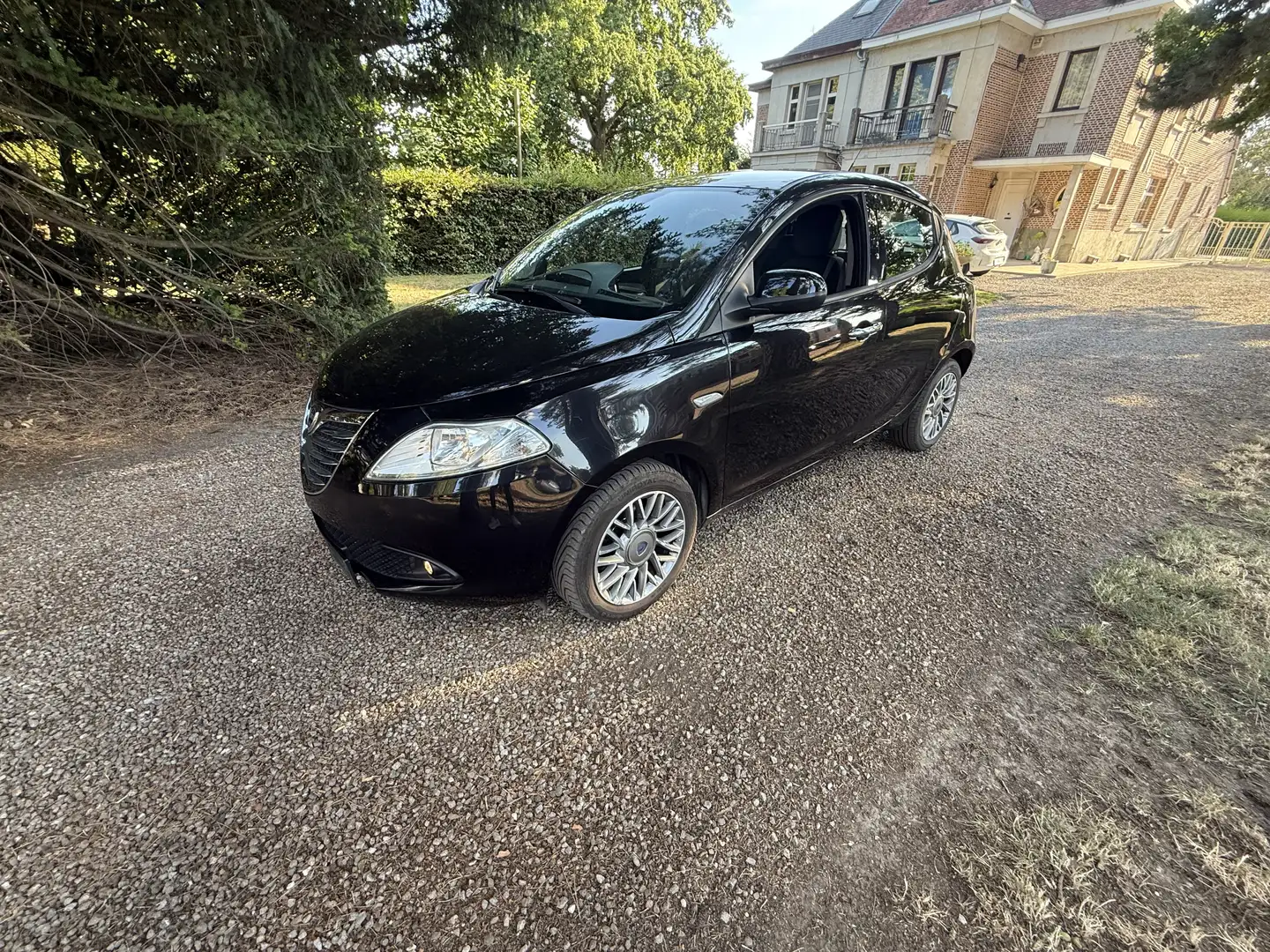 Lancia Ypsilon 1.2i Fire Evo II Gold GPS CARPLAY AIRCO 1 main - 2