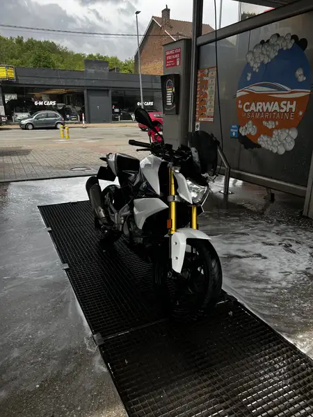 BMW G 310 R - foto 2