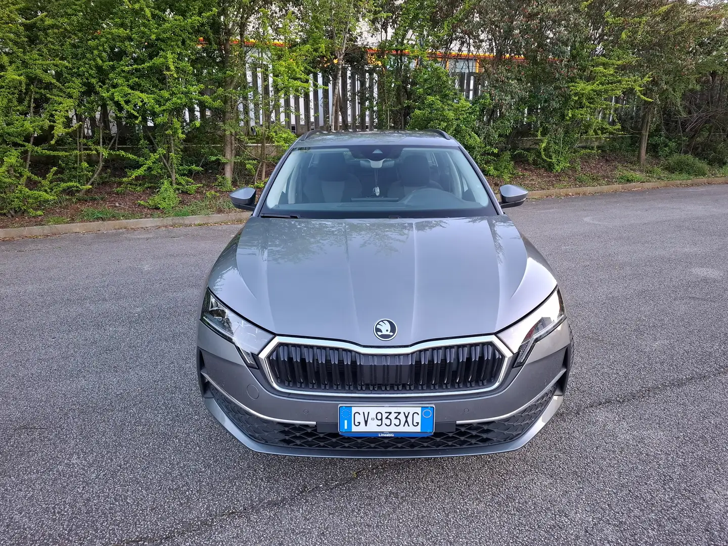 Skoda Octavia IV 2024 Wagon 2.0 tdi Executive 115cv Grigio - 2