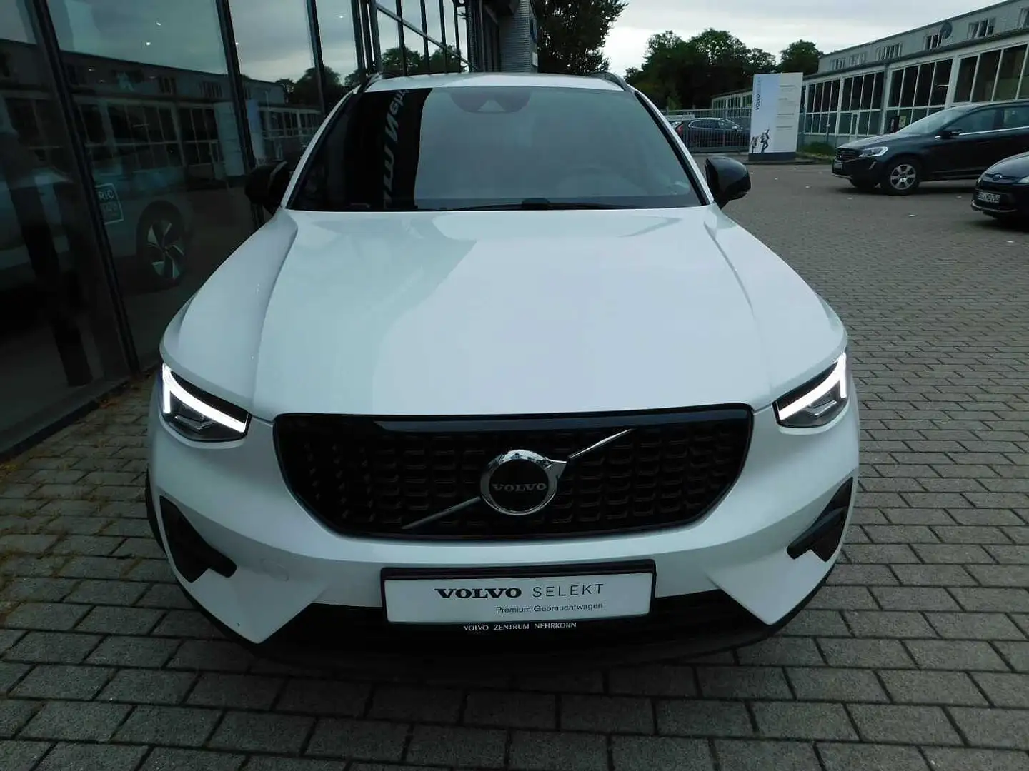 Volvo XC40 T4 Recharge Plus Dark Blanco - 2