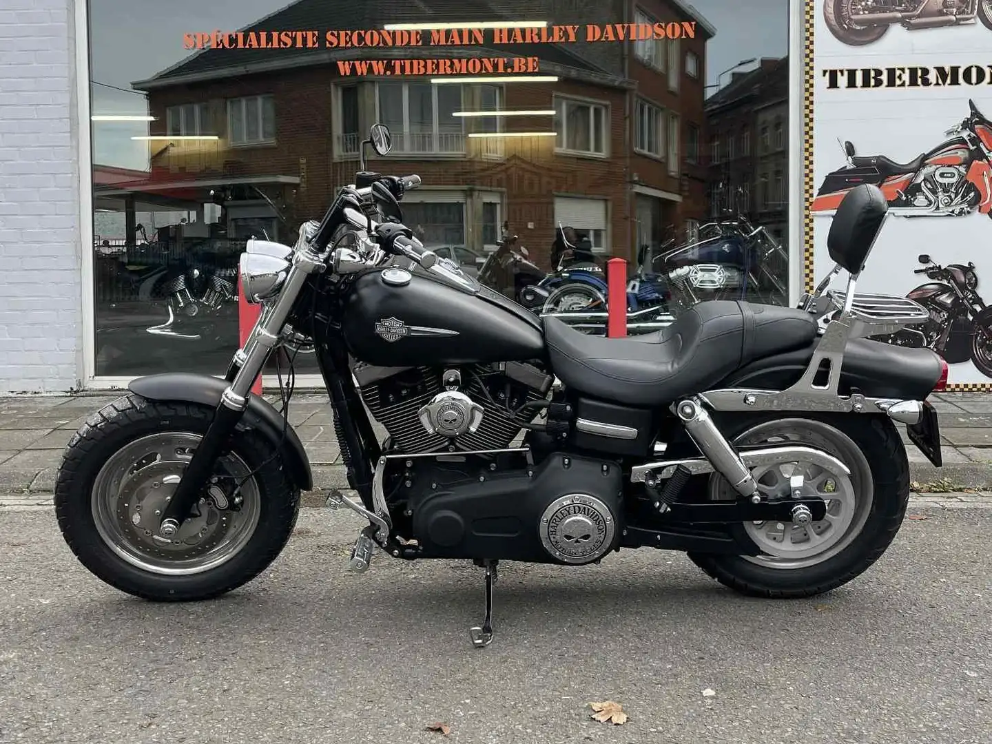 Harley-Davidson Fat Bob Černá - 1