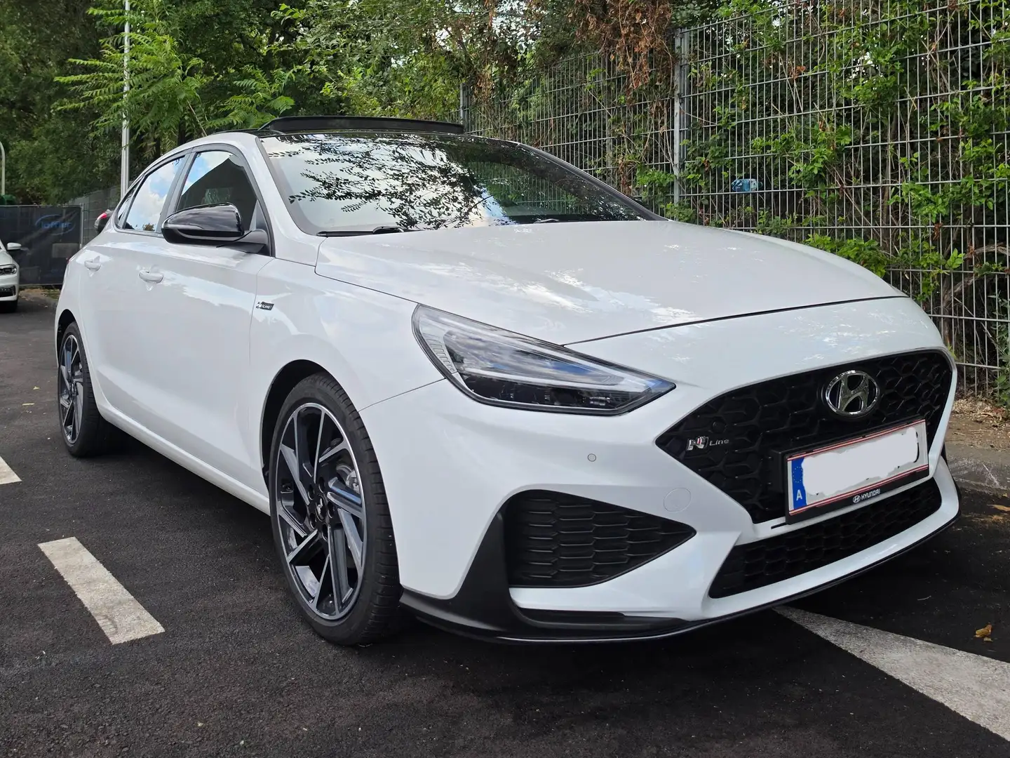 Hyundai i30 i30 1,5 T-GDI N-Line 48V DCT Aut. N-Line Weiß - 1