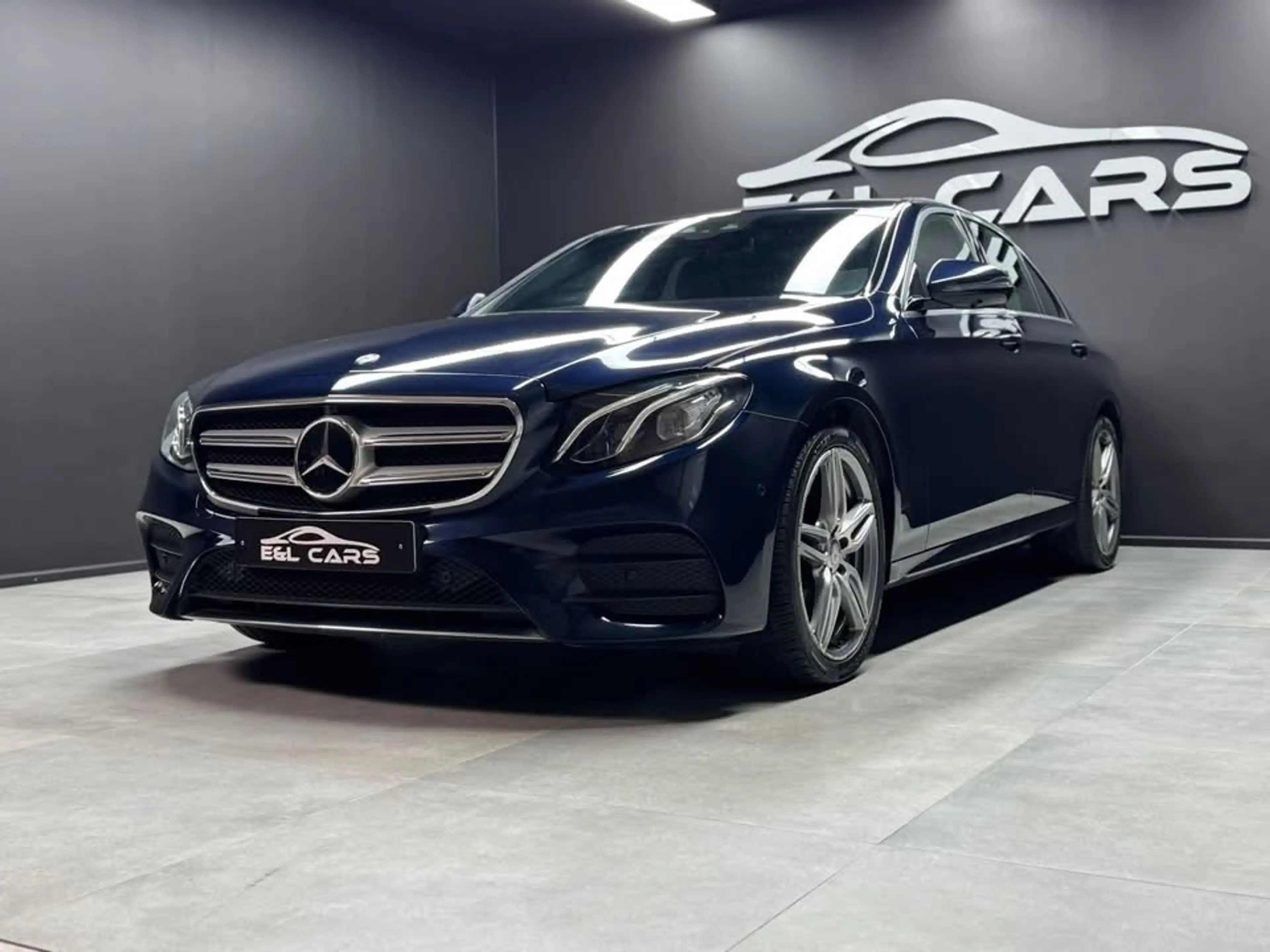 Mercedes-Benz E 200 E 200 d Pack Amg **12 mois de garantie**