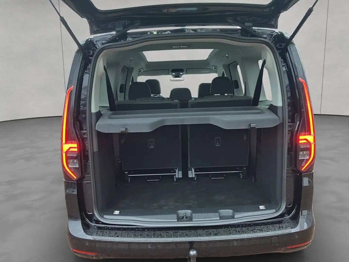 Volkswagen Caddy Dark Label 2,0 TDI DSG AHK Navi Schwarz - 2