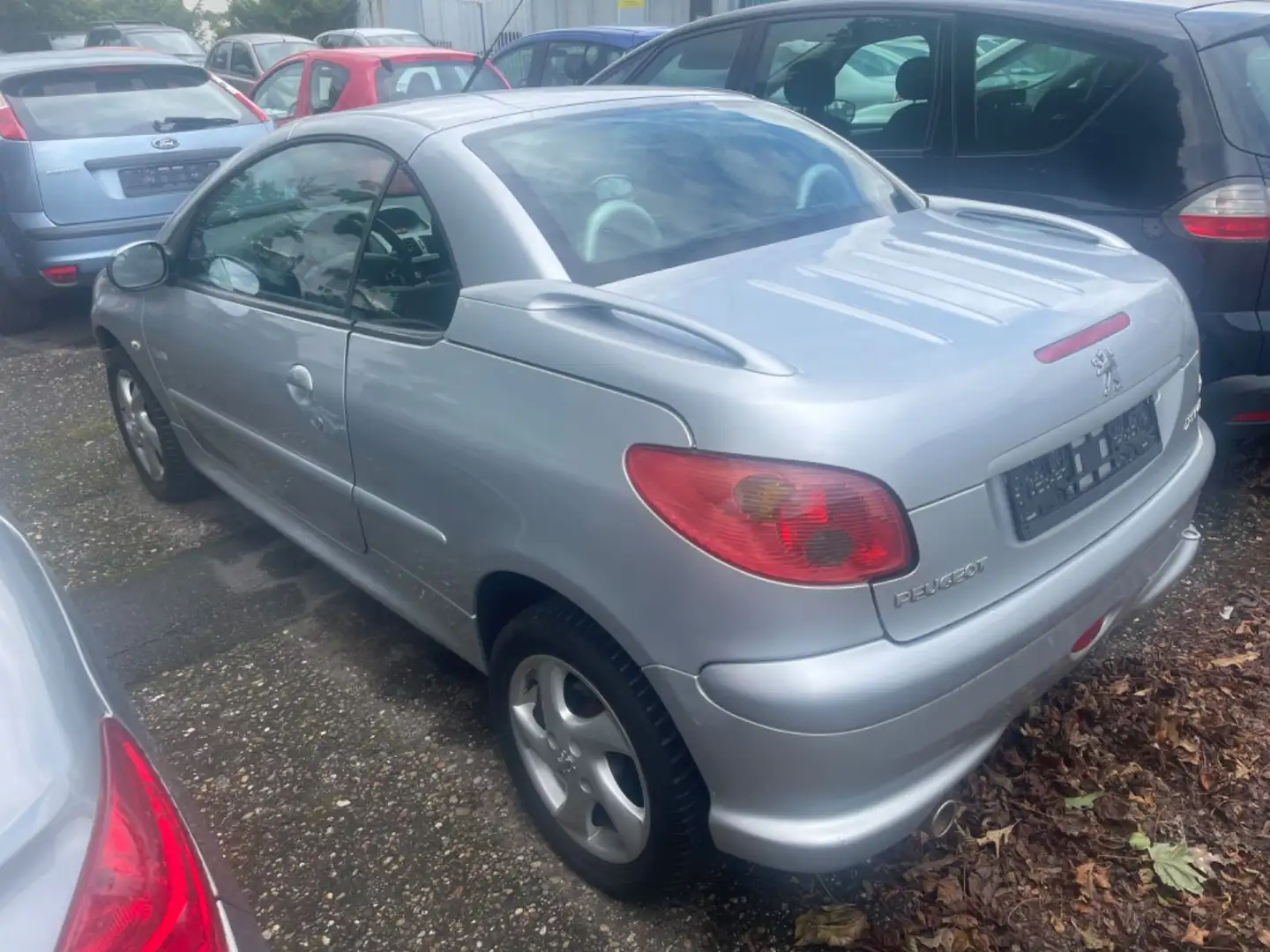 Peugeot 206 Cabriolet CC Quiksilver KLIMA TÜV NEU !!! Grau - 2