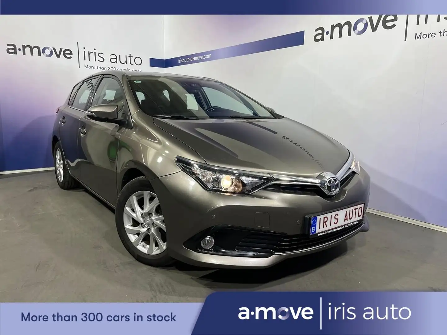 Toyota Auris 1.2I BOITE AUTO | NAVI | KEY-LESS | CAM DE RECUL Bronze - 1