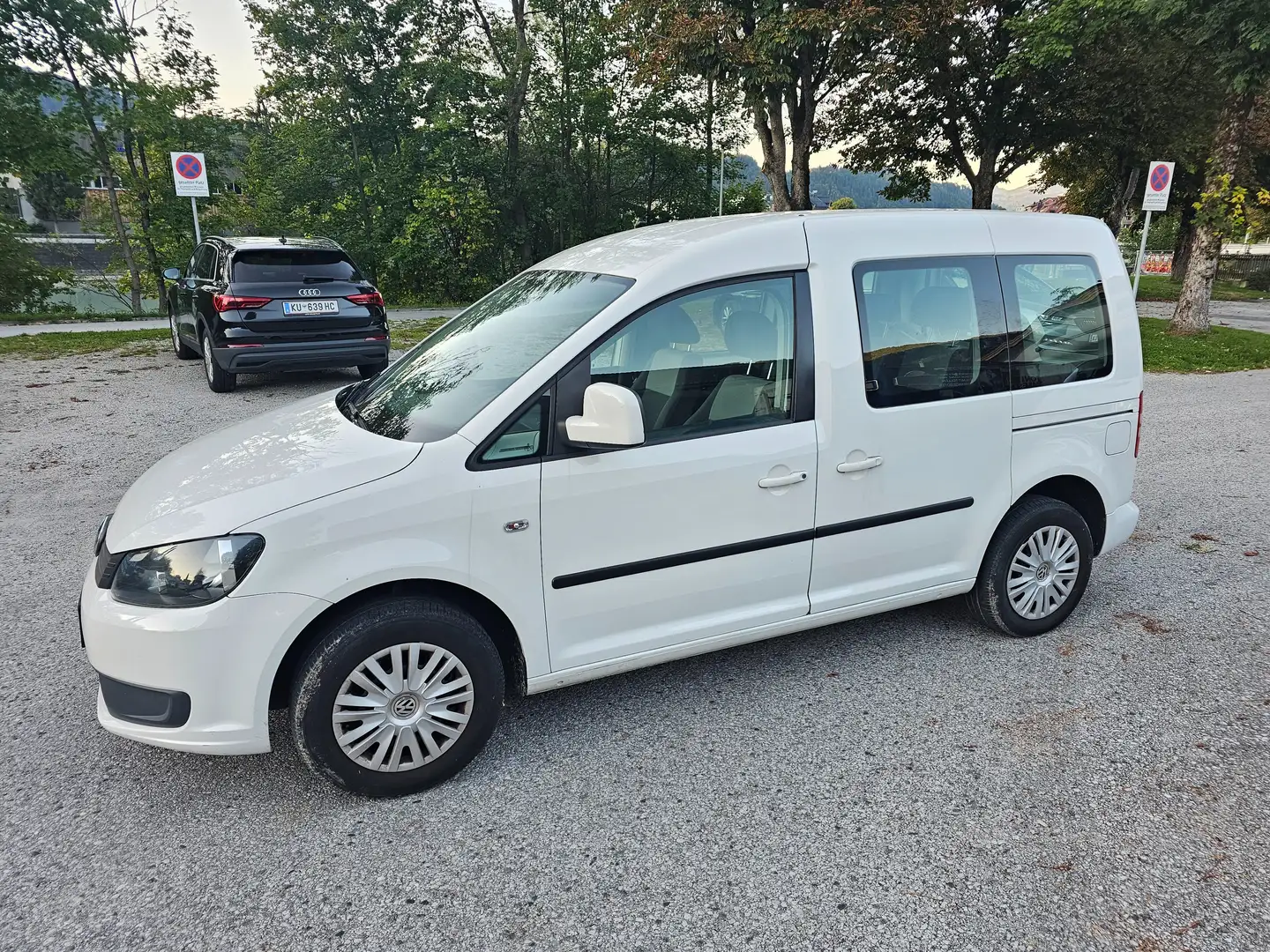 Volkswagen Caddy Trendline EcoFuel Servicegepflegt Weiß - 2
