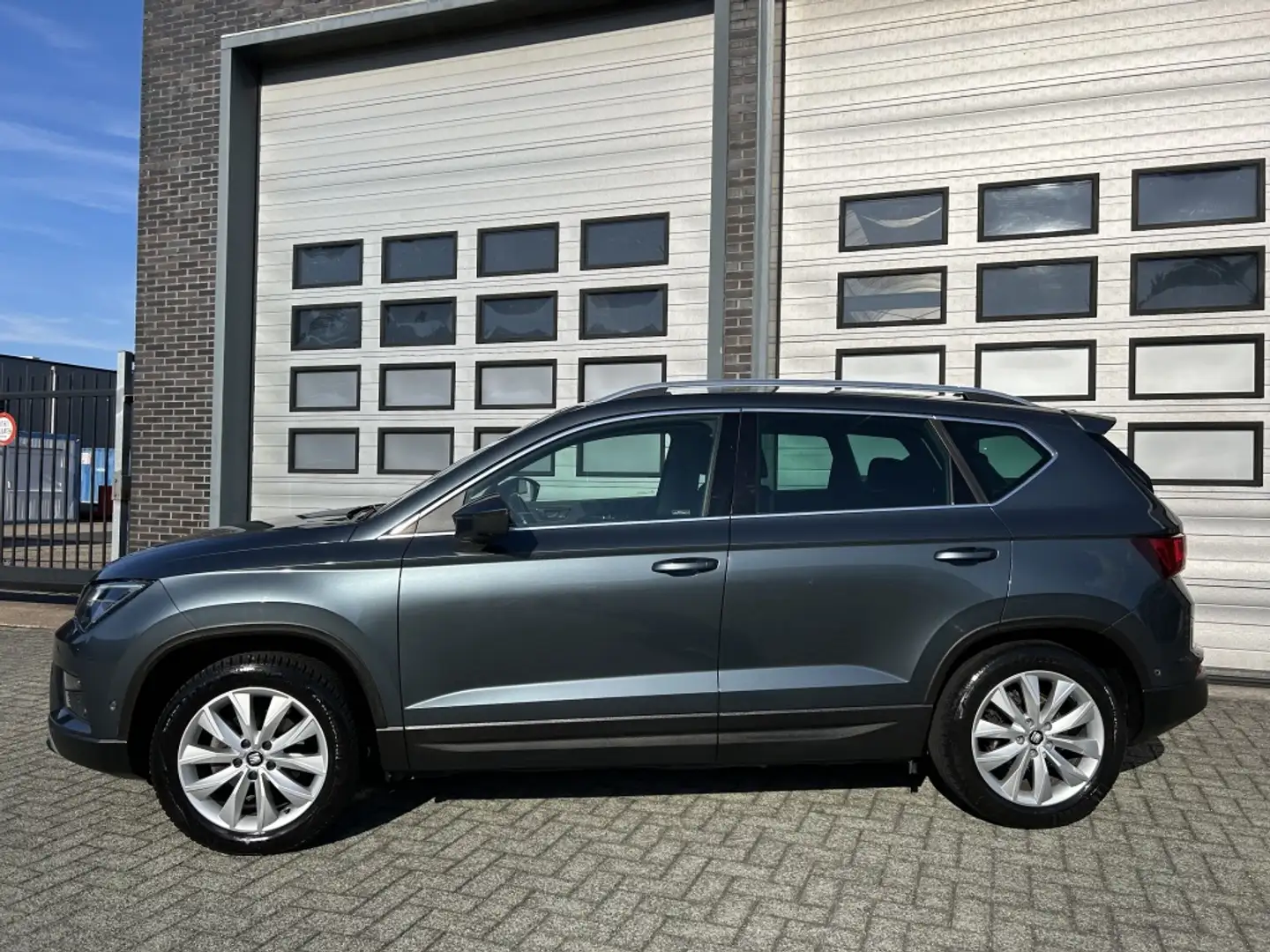 SEAT Ateca 1.0 EcoTSI ST 360Camera Clima Topstaat! Gris - 2