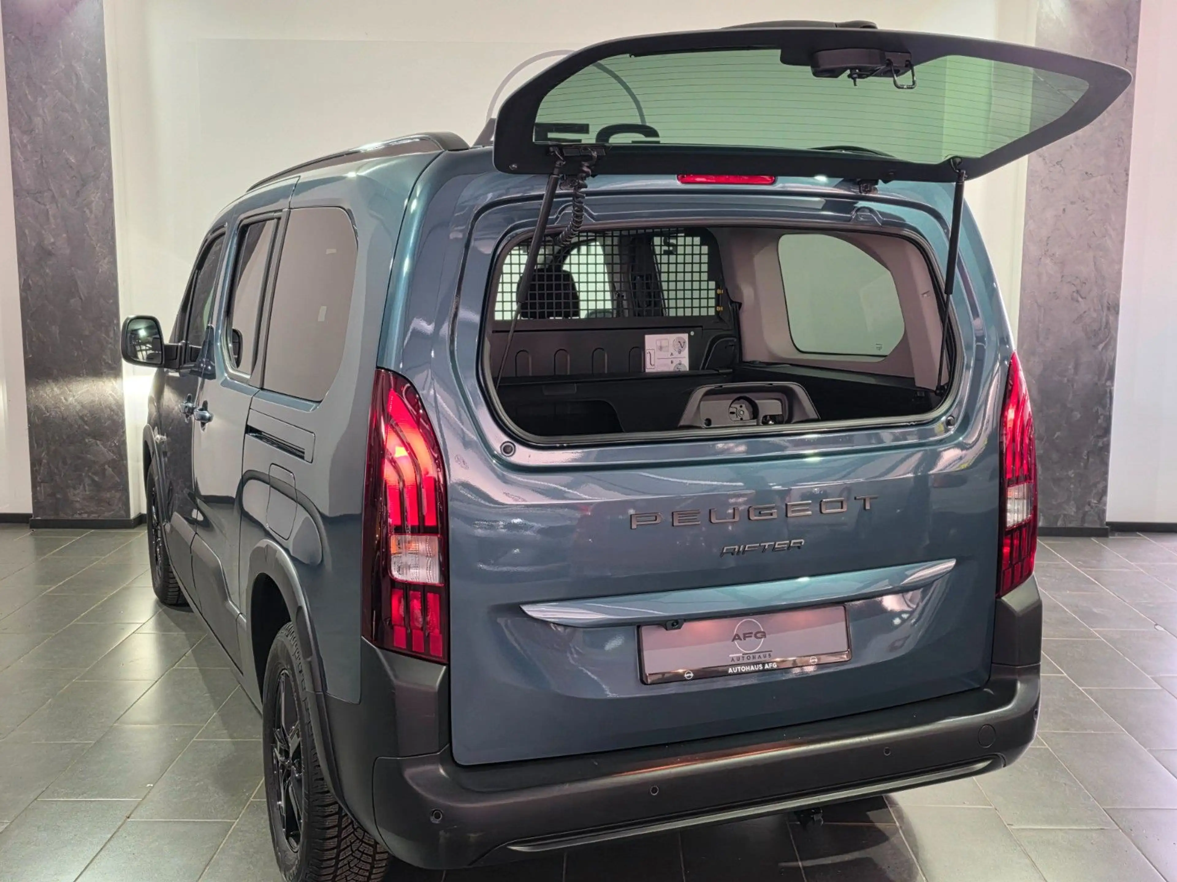 Peugeot Rifter Allure *AUTOMATIK*KAMERA*CARPLAY* — photo 8