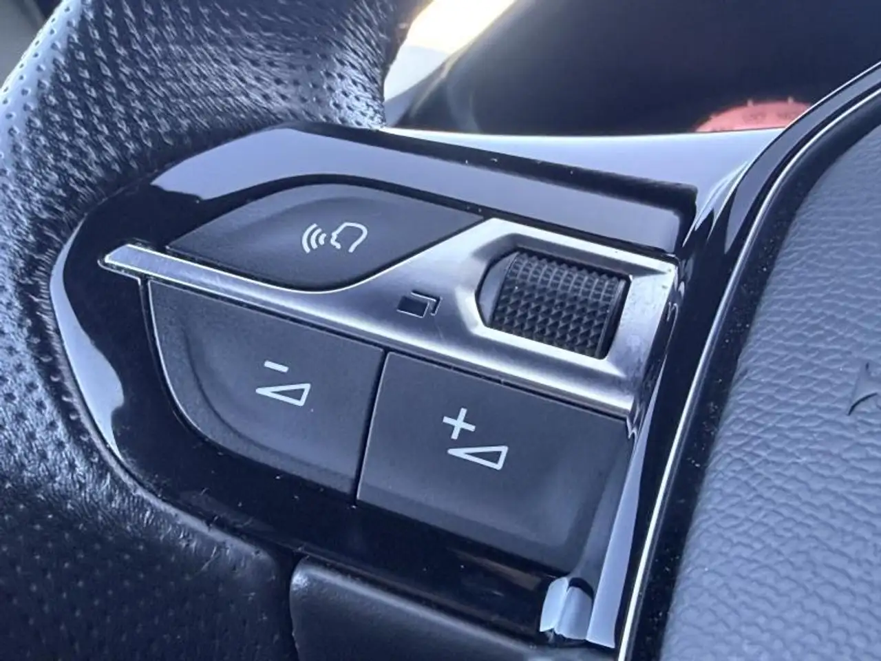 Peugeot 3008 GT CUIR BOITE AUTOMATIQUE FULL OPTIONS, миниатюра 25