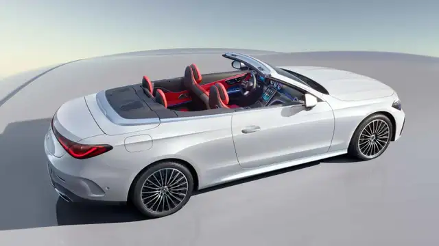 Mercedes-Benz CLE 300 300 4Matic Cabrio AMG Line Premium Plus