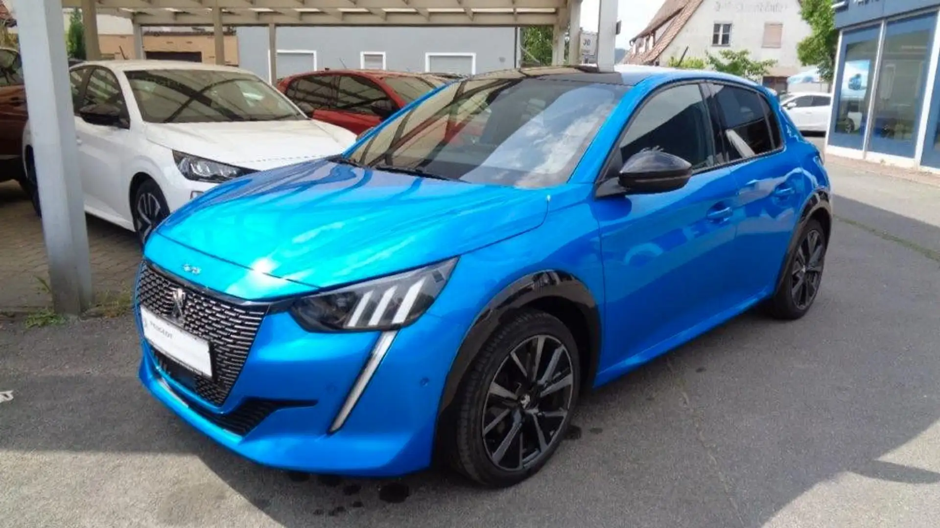 Peugeot 208 GT EAT8 Pano, Full-LED, Alcantara ,Navi Blau - 1