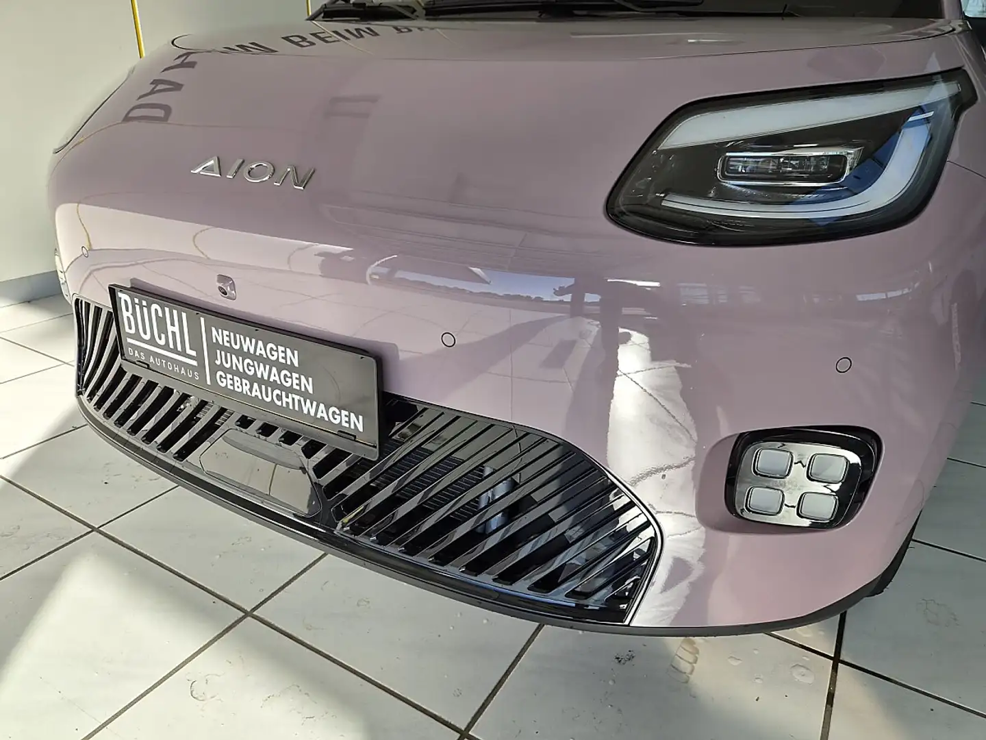 AION UT EV 60kWh Luxury Violett - 2