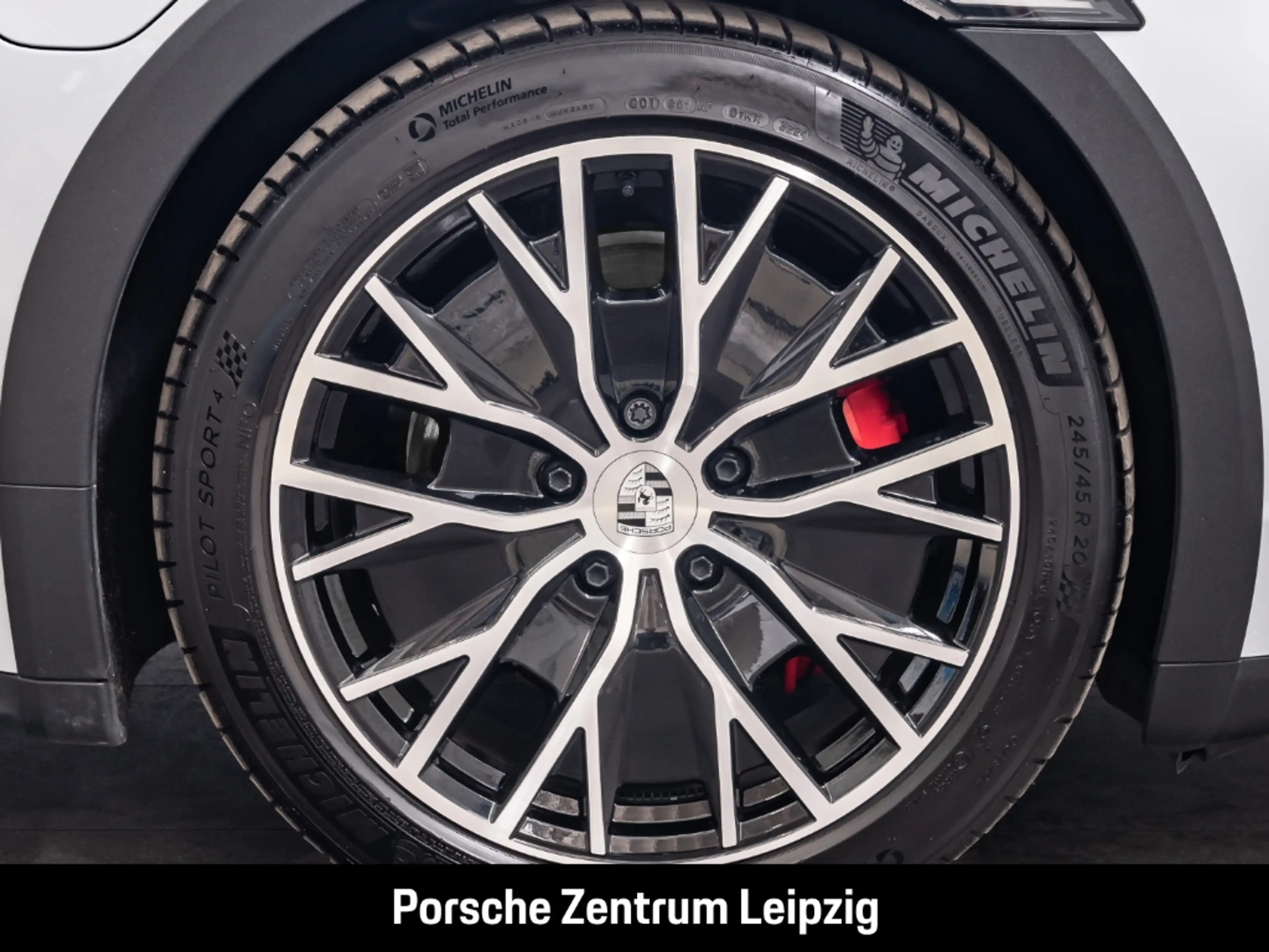 Porsche Taycan 4S Cross Turismo Soft-Close BOSE ACC Chrono — photo 10
