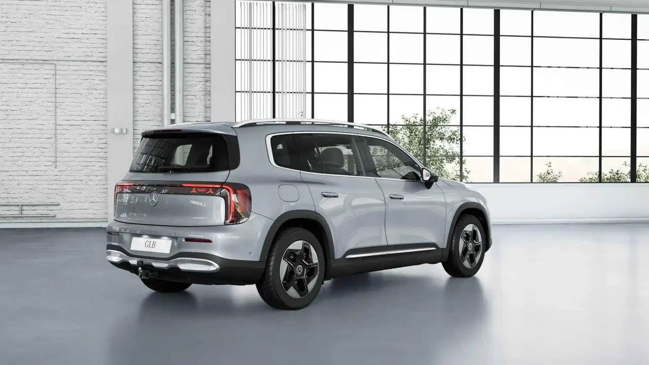 Mercedes-Benz GLB 2026