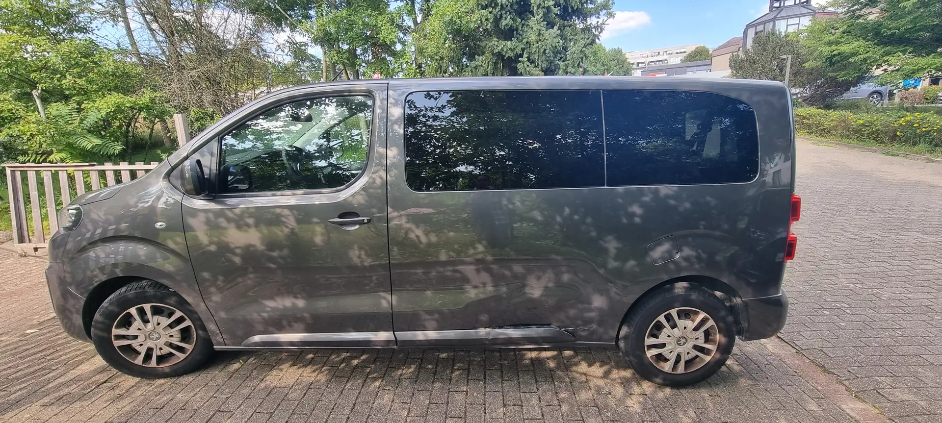 Peugeot Traveller Traveller 1.5 BlueHDi L1 Compact Allure S - 2