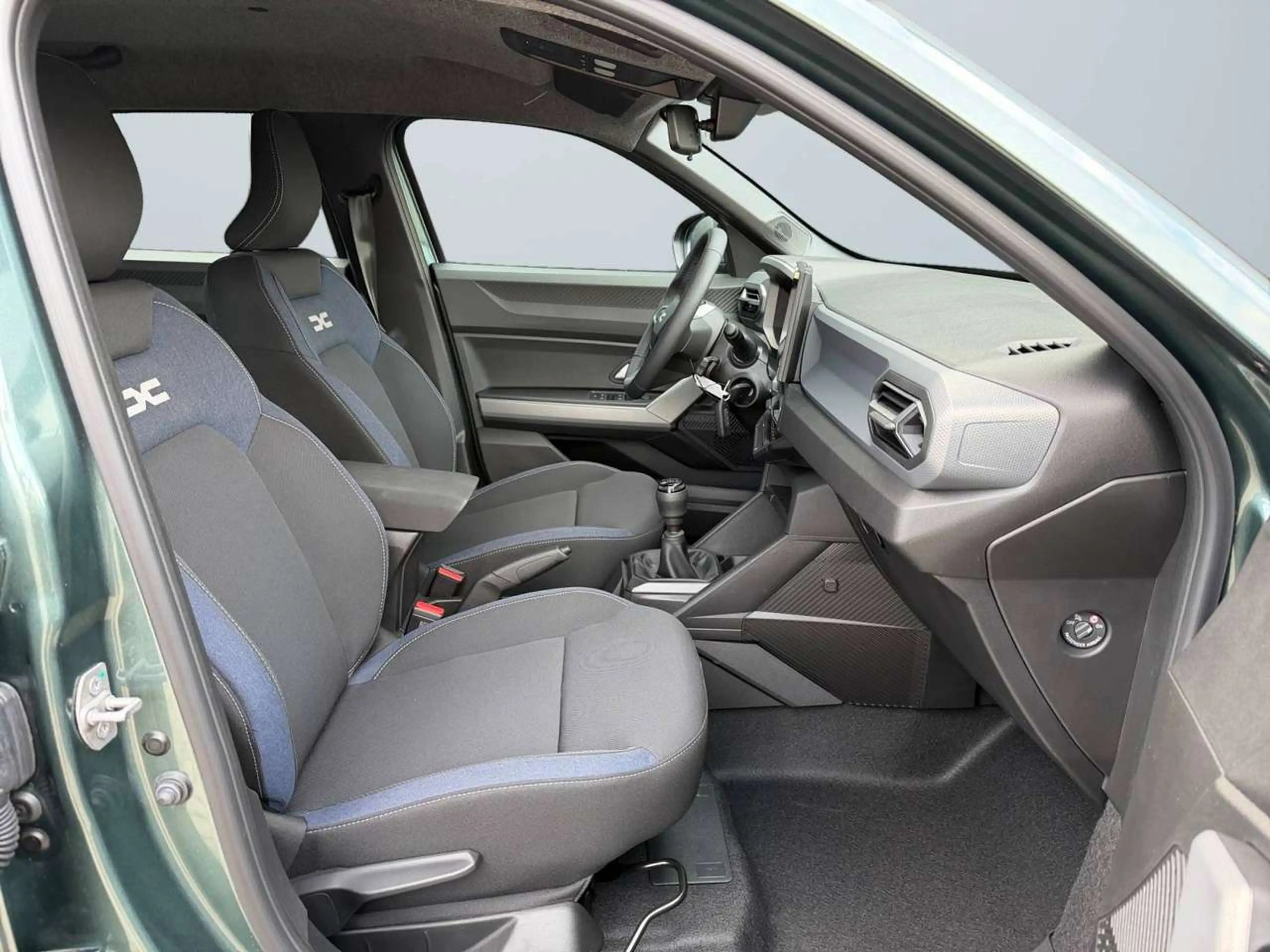 Dacia Duster 1.2 TCE 140PK EXPRESSION MHEV COLD PACK — photo 15