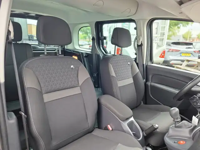 Renault Kangoo view 11