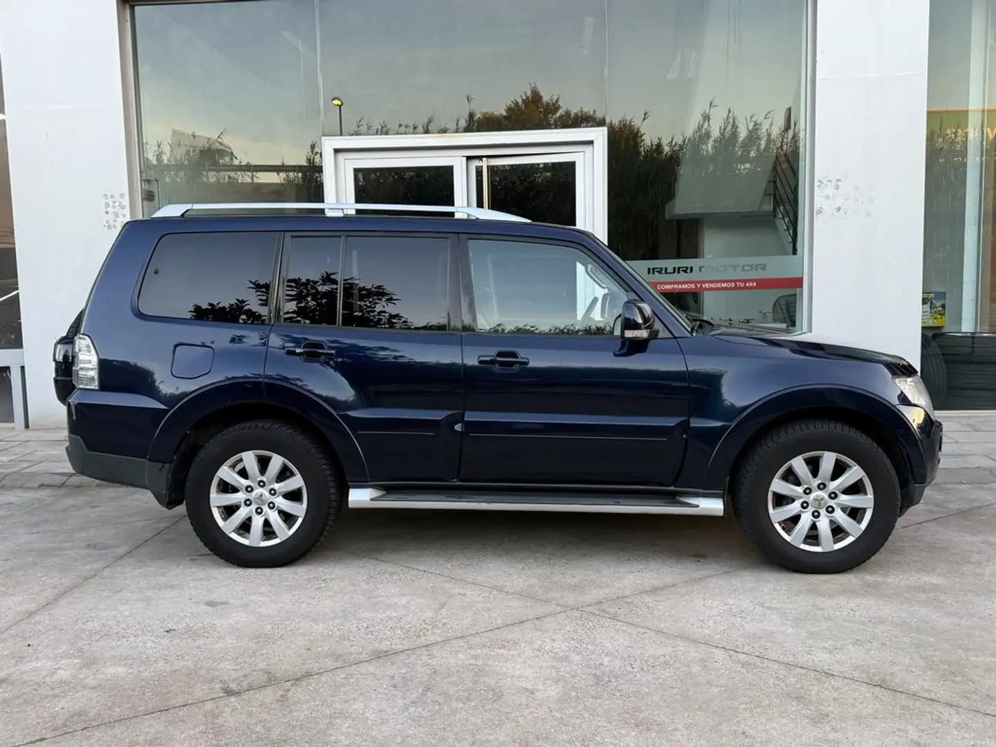 Mitsubishi Montero 3.2DI-D Motion 5A/T Azul - 1