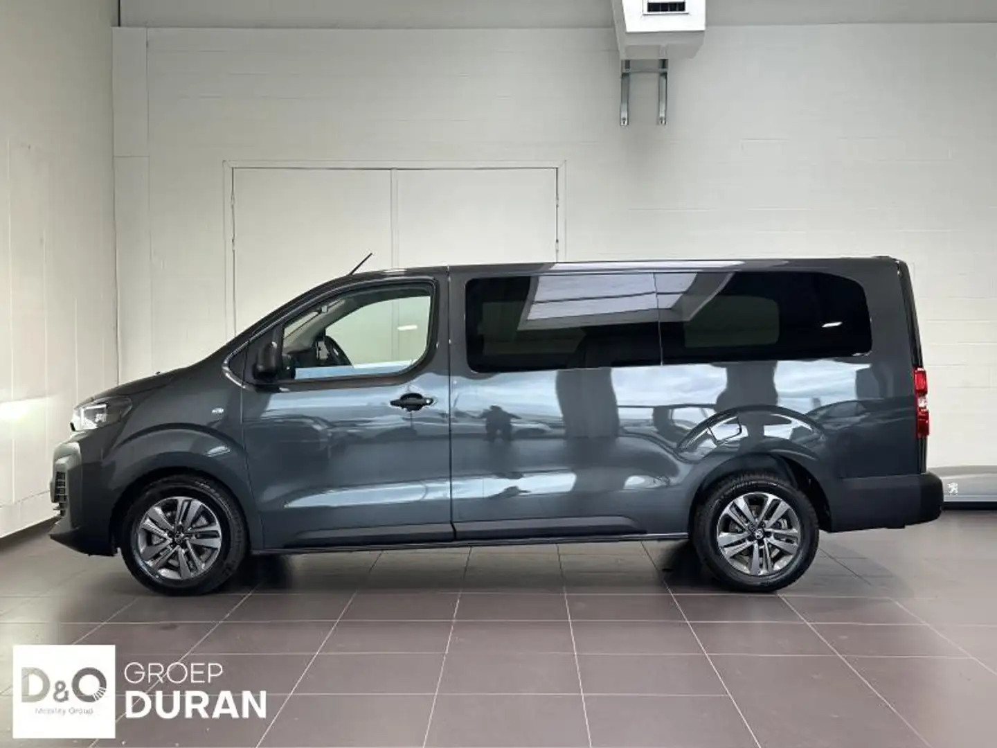 Citroen Jumpy Long DC L3 2.0 BlueHDi M6 Gris - 2