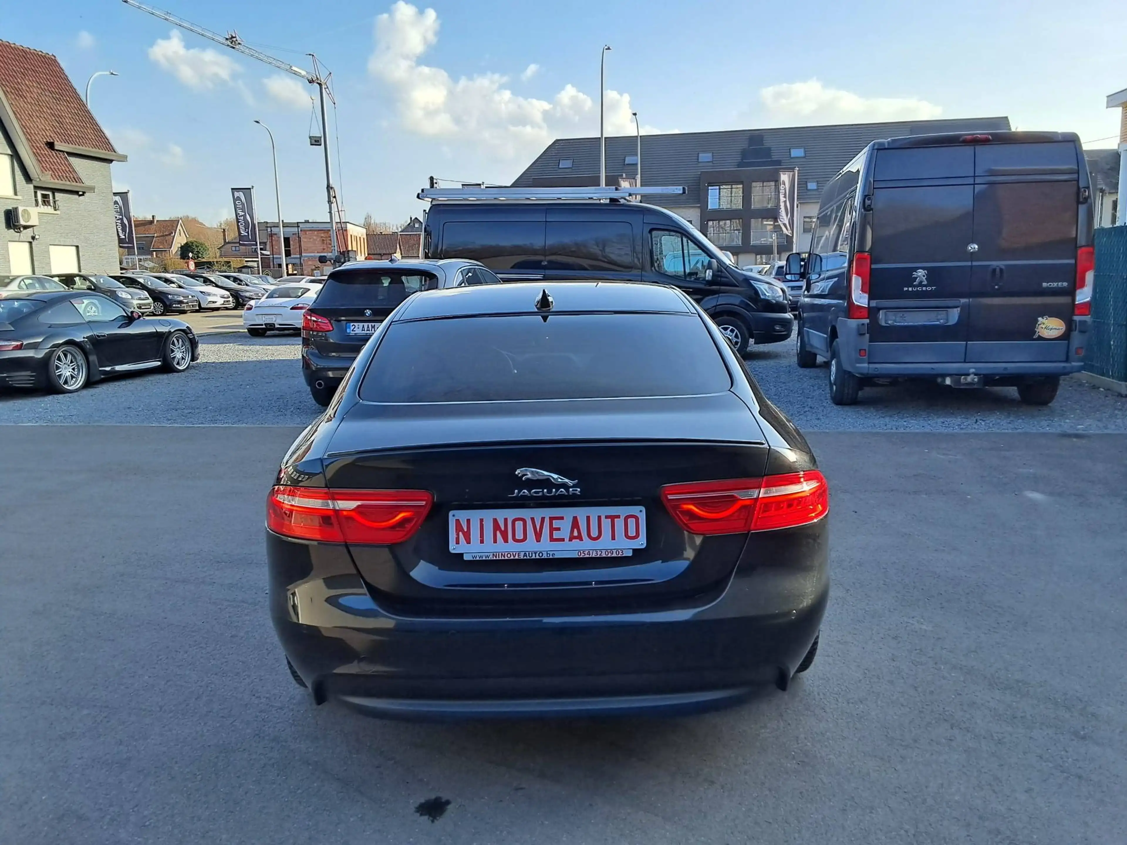 Jaguar XE 2.0 D E-Performance P R-SPORT NAVI CAM PARKH V&A — photo 4