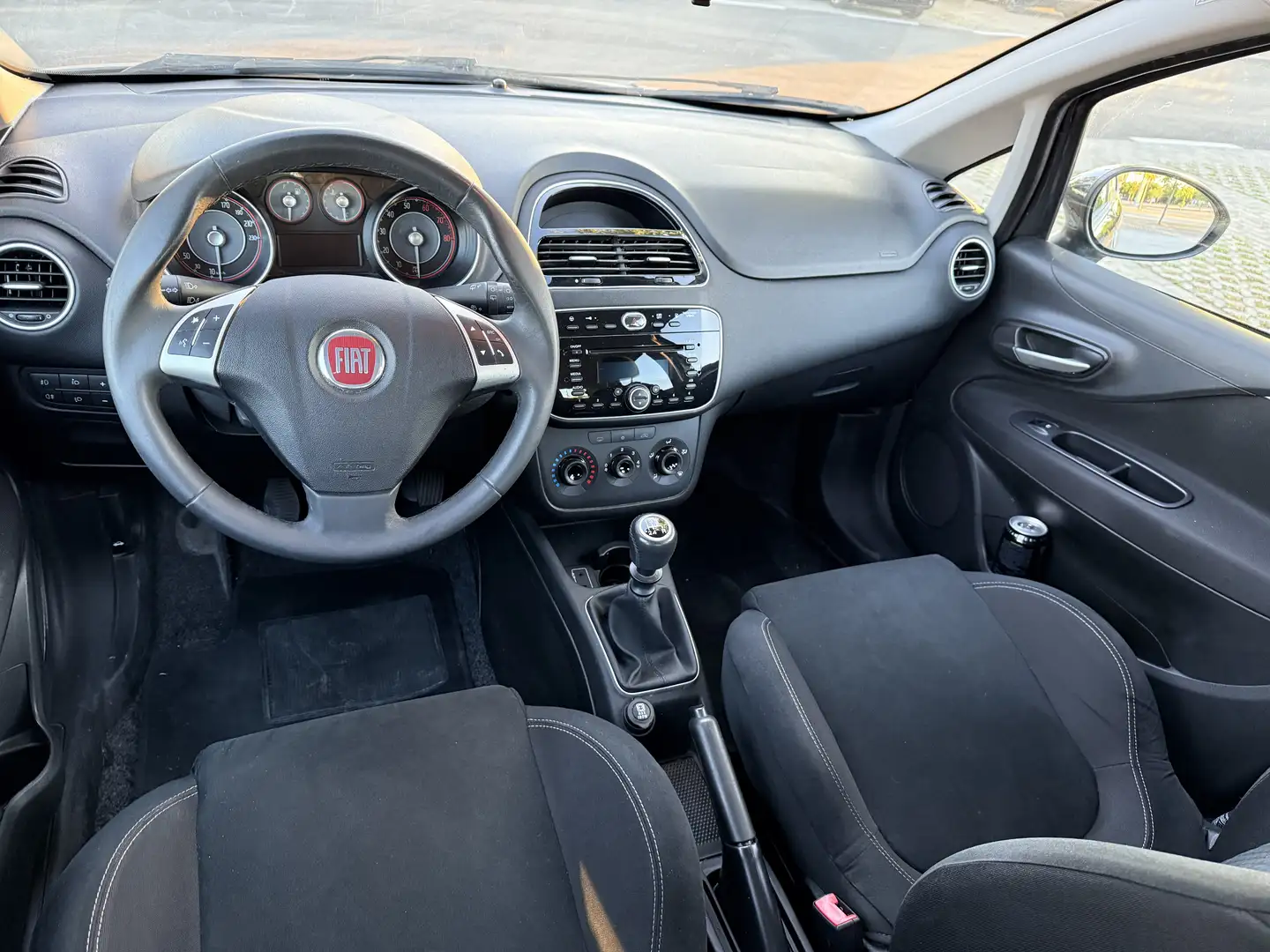 Fiat Punto 5p 1.4 natural power Lounge 70cv E6 - 1
