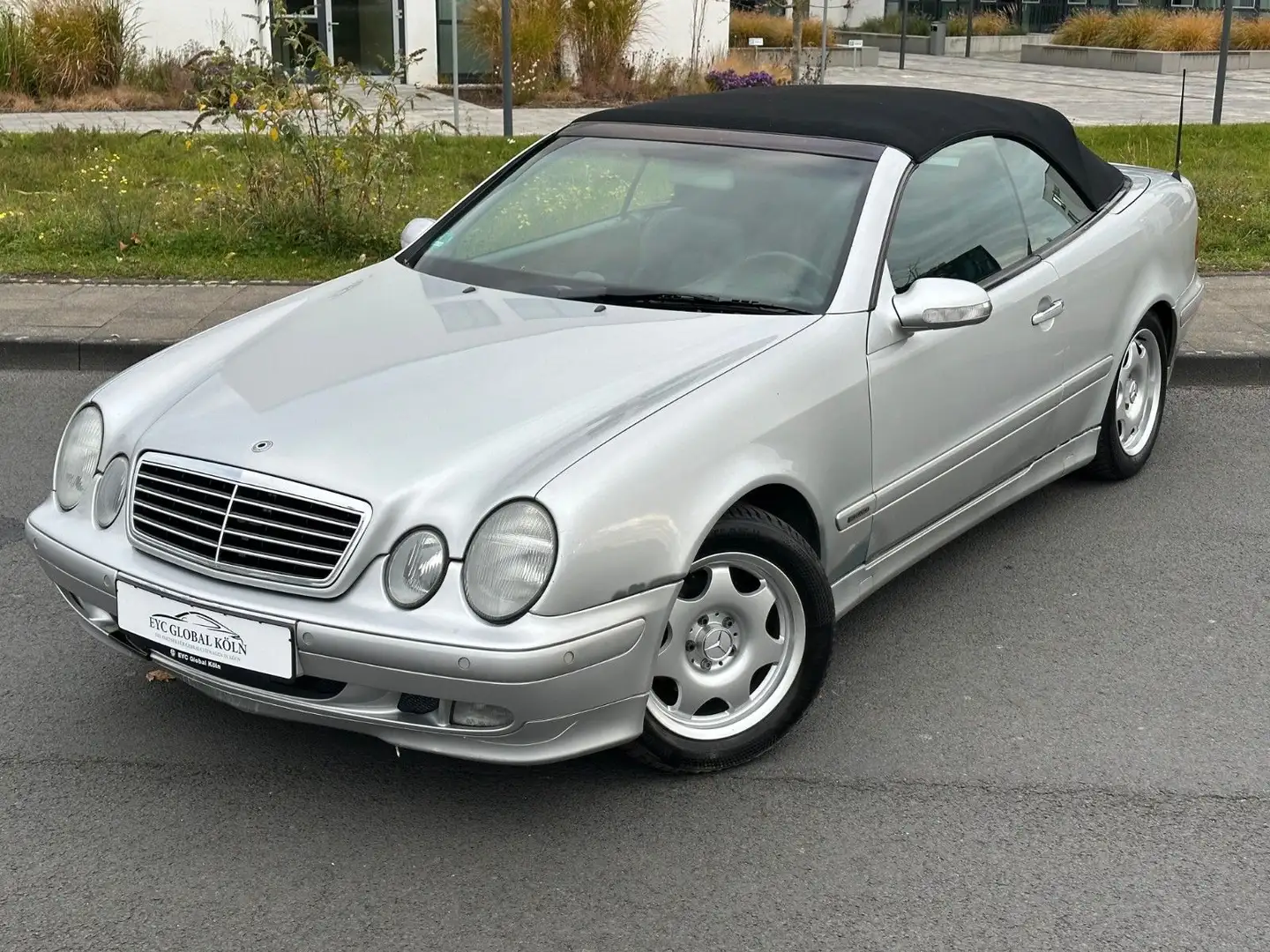 Mercedes-Benz CLK 200 ELEGANCE,Cabrio,Automatik,Leder,Klima Gris - 2
