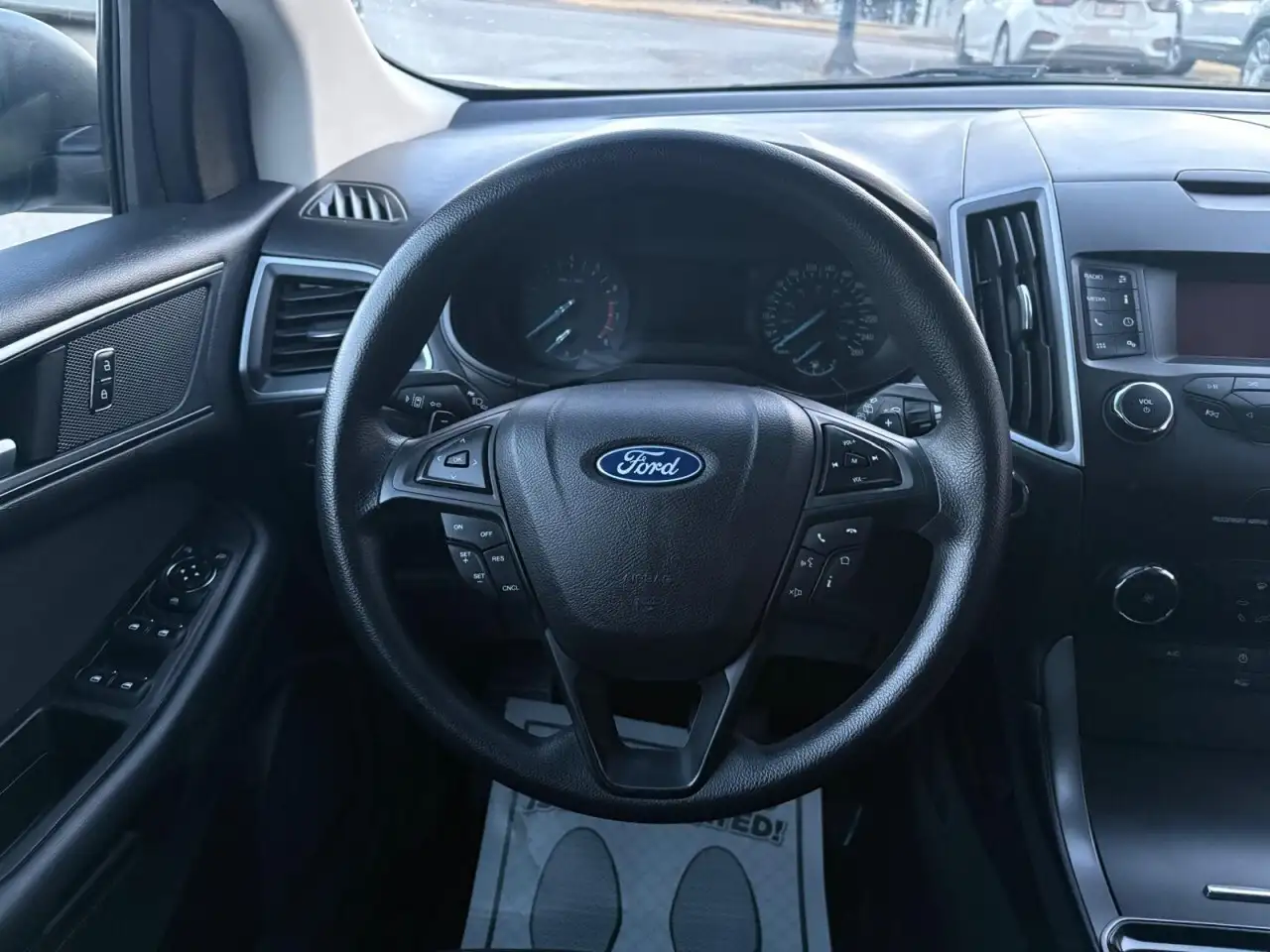 Ford Edge снимка Ford Edge