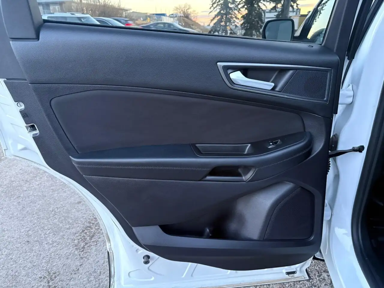 Ford Edge снимка Ford Edge